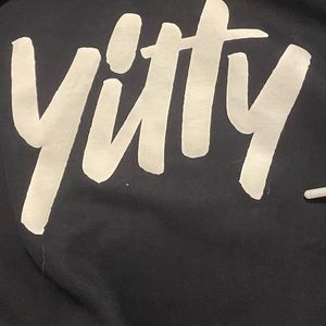 Yitty pullover